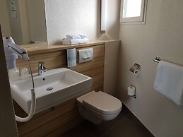 Hotel Campanile Toulouse - Blagnac Aéroport