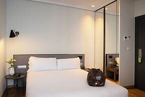 Petit Palace Triball