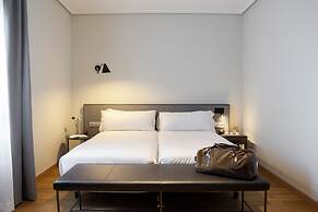 Petit Palace Triball