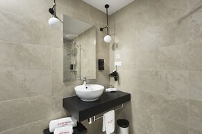 Petit Palace Triball