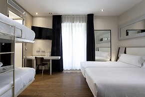 Petit Palace Triball