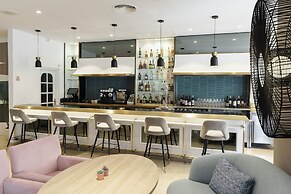 Hotel Costa Málaga (Adutls Recommended) by Pierre & Vacances