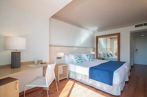 Hotel Costa Málaga (Adutls Recommended) by Pierre & Vacances