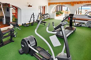 COLONNA GRAND HOTEL CAPO TESTA, a Colonna Luxury Beach Hotel, Santa Te