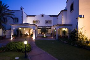 COLONNA GRAND HOTEL CAPO TESTA, a Colonna Luxury Beach Hotel, Santa Te