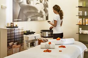 COLONNA GRAND HOTEL CAPO TESTA, a Colonna Luxury Beach Hotel, Santa Te