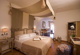 COLONNA GRAND HOTEL CAPO TESTA, a Colonna Luxury Beach Hotel, Santa Te