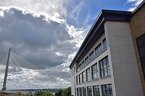 DoubleTree by Hilton Edinburgh - Queensferry Crossing