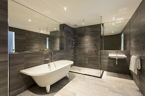 DoubleTree by Hilton Edinburgh - Queensferry Crossing