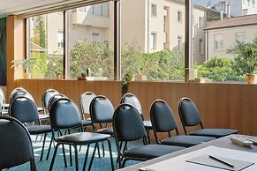 Chromatics Hotel & Restaurant The Hill Club by happyculture