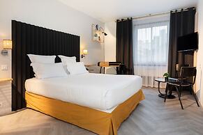 Chromatics Hotel & Restaurant The Hill Club by happyculture