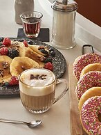 Chromatics Hotel & Restaurant The Hill Club by happyculture