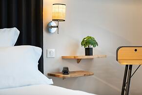Chromatics Hotel & Restaurant The Hill Club by happyculture