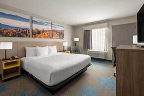 Days Inn by Wyndham Murphy