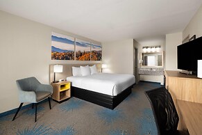 Days Inn by Wyndham Murphy