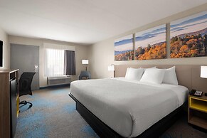 Days Inn by Wyndham Murphy