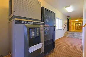 Coastal Inn by OYO Lincoln City - Oregon Coast Hwy