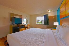 Coastal Inn by OYO Lincoln City - Oregon Coast Hwy