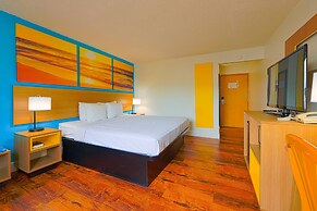 Coastal Inn by OYO Lincoln City - Oregon Coast Hwy