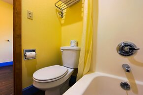 Coastal Inn by OYO Lincoln City - Oregon Coast Hwy