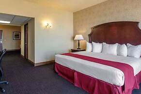 Shoreline Inn & Conference Center, Ascend Hotel Collection