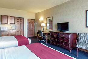 Shoreline Inn & Conference Center, Ascend Hotel Collection