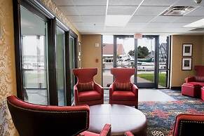 Shoreline Inn & Conference Center, Ascend Hotel Collection