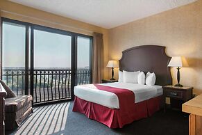 Shoreline Inn & Conference Center, Ascend Hotel Collection