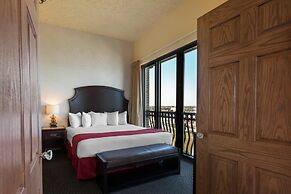 Shoreline Inn & Conference Center, an Ascend Collection Hotel