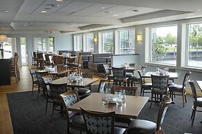 Shoreline Inn & Conference Center, Ascend Hotel Collection