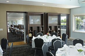 Shoreline Inn & Conference Center, Ascend Hotel Collection