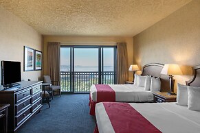 Shoreline Inn & Conference Center, an Ascend Collection Hotel
