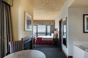 Shoreline Inn & Conference Center, Ascend Hotel Collection
