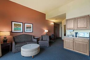 Shoreline Inn & Conference Center, Ascend Hotel Collection
