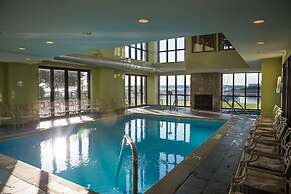 Shoreline Inn & Conference Center, Ascend Hotel Collection
