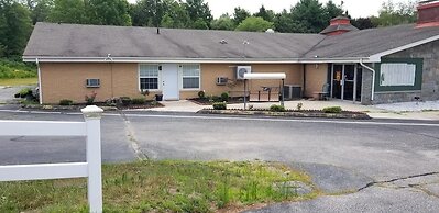 Motel 6 Putnam, CT