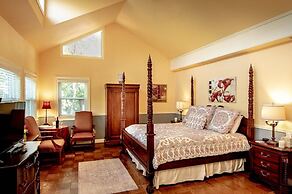 Creekhaven Inn & Spa