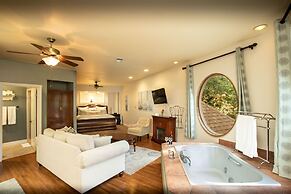 Creekhaven Inn & Spa