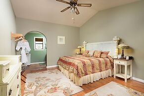 Creekhaven Inn & Spa