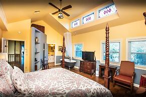 Creekhaven Inn & Spa