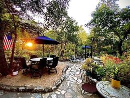 Creekhaven Inn & Spa