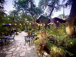 Creekhaven Inn & Spa