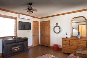 Creekhaven Inn & Spa