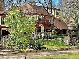 Creekhaven Inn & Spa