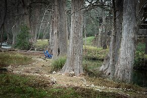 Creekhaven Inn & Spa