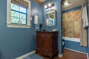 Creekhaven Inn & Spa