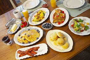 Katy House Bed and Breakfast