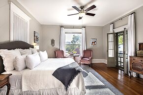 Katy House Bed and Breakfast