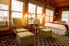 Alpenhorn Bed And Breakfast Inn