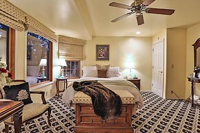 Alpenhorn Bed And Breakfast Inn